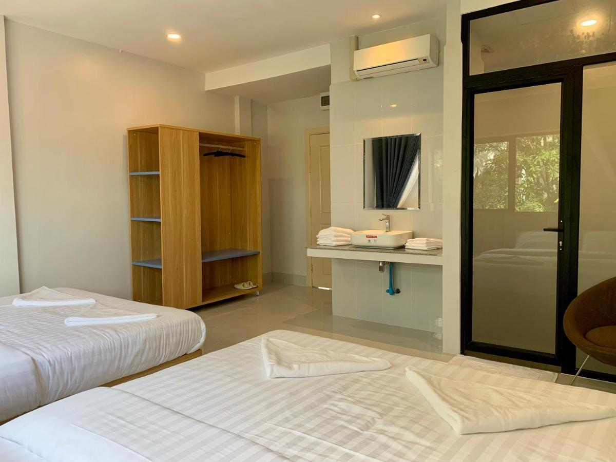 Nico'S Hotel And Skybar Siem Reap Extérieur photo