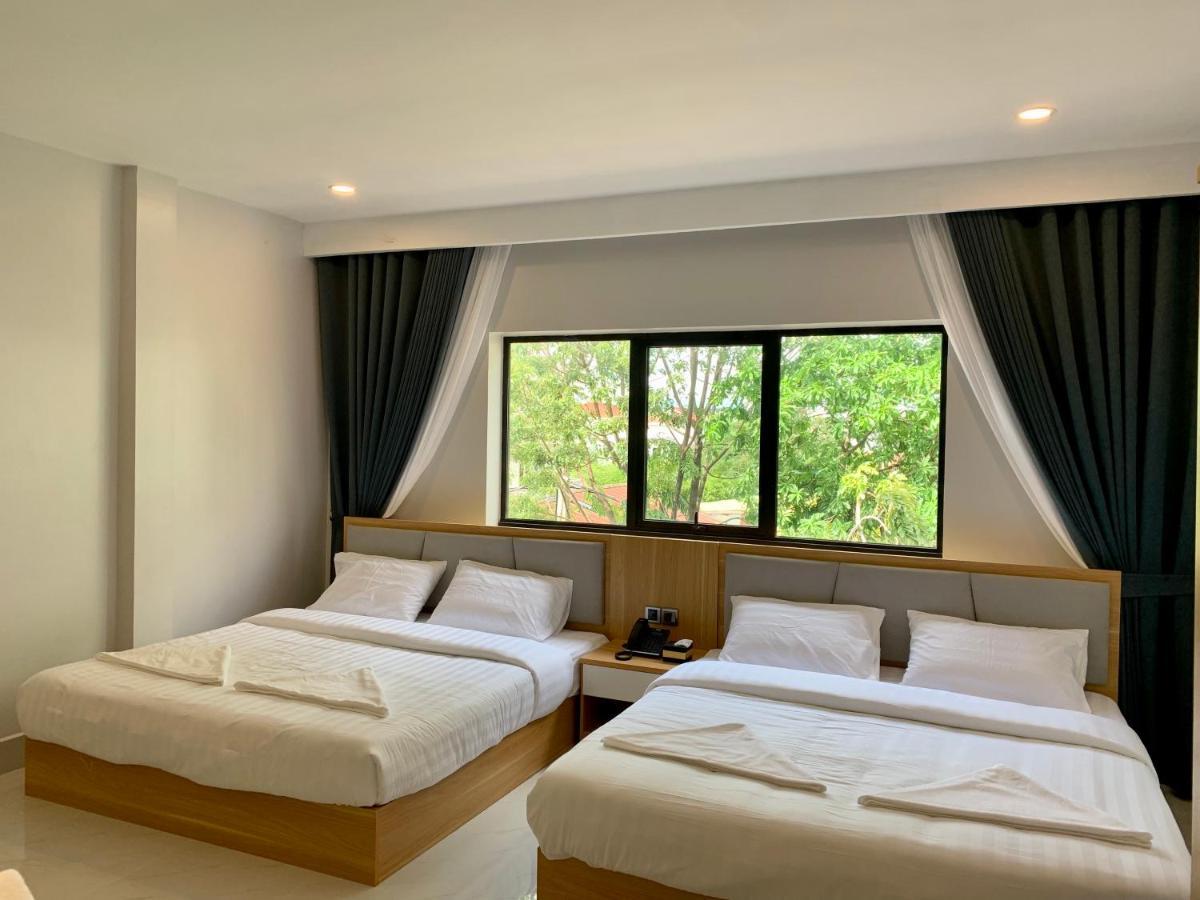 Nico'S Hotel And Skybar Siem Reap Extérieur photo