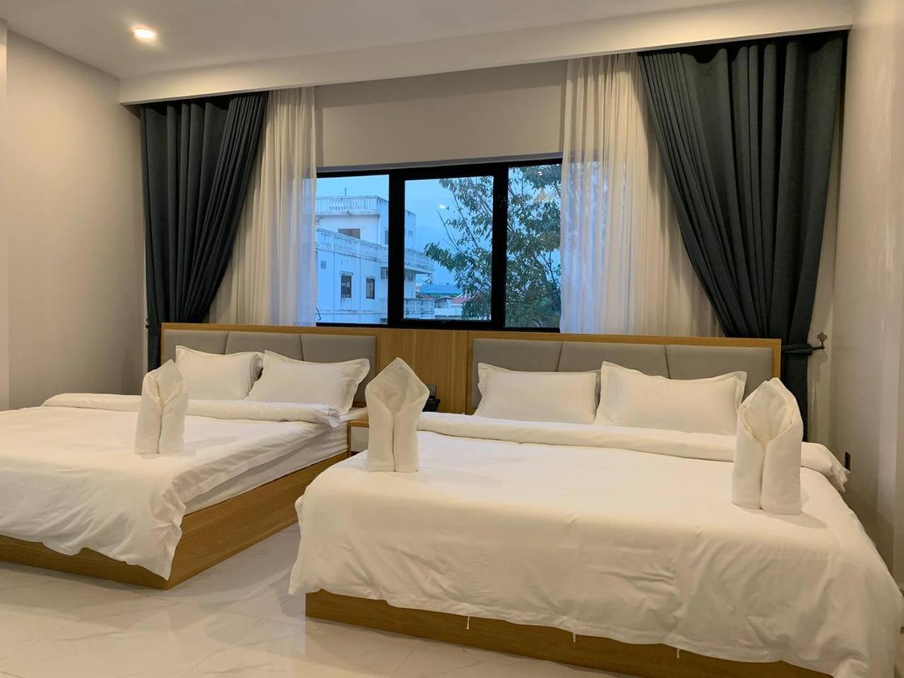 Nico'S Hotel And Skybar Siem Reap Extérieur photo