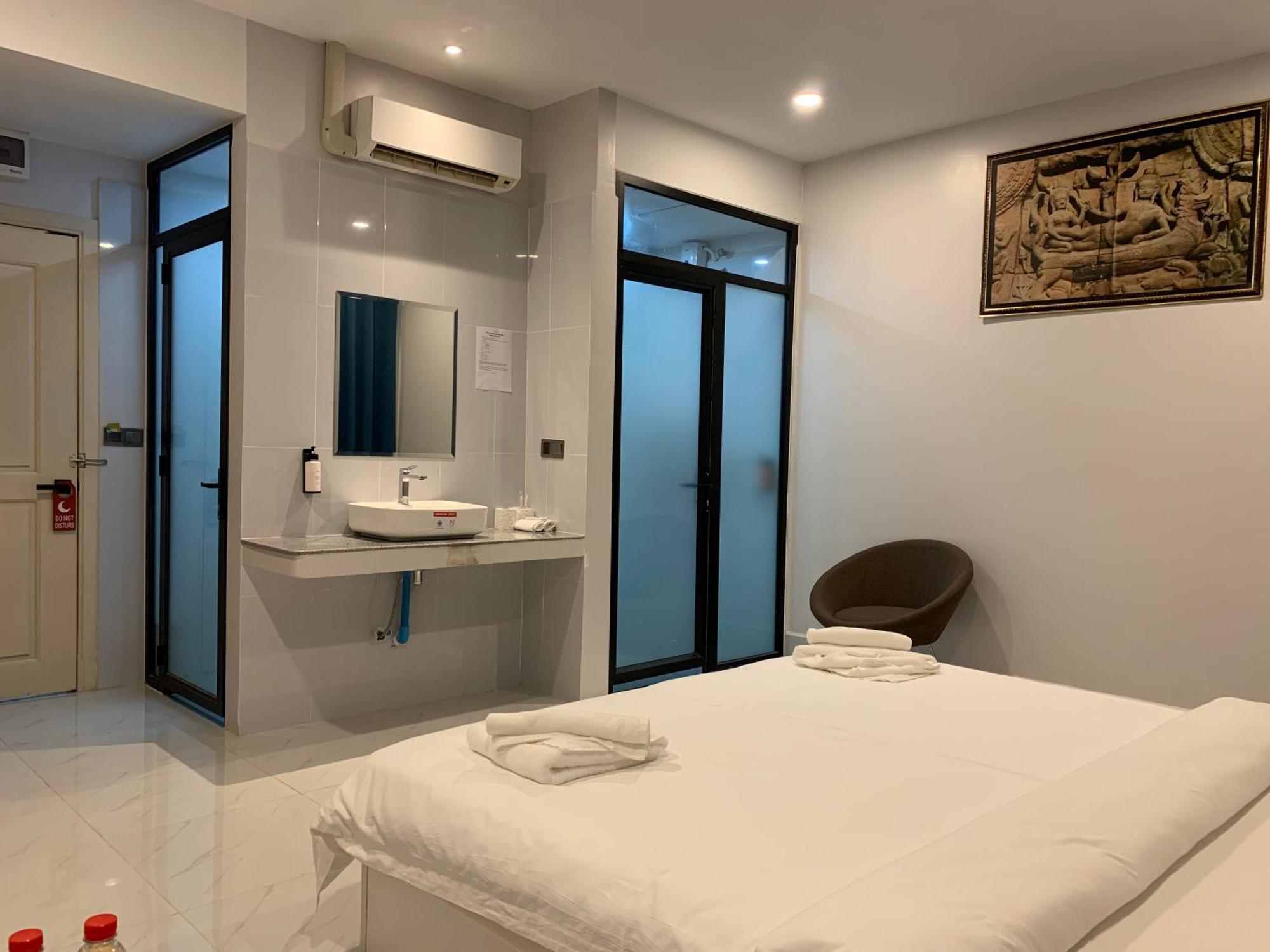 Nico'S Hotel And Skybar Siem Reap Extérieur photo