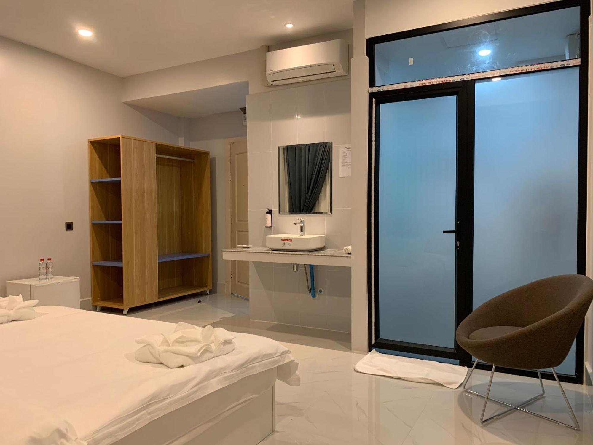 Nico'S Hotel And Skybar Siem Reap Extérieur photo