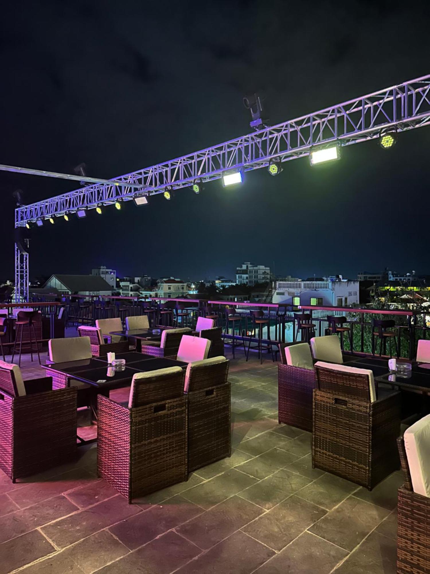 Nico'S Hotel And Skybar Siem Reap Extérieur photo